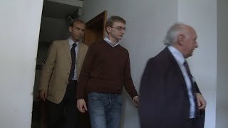 Delitto di Garlasco Alberto Stasi esce dal carcere di Bollate tutti i giorni per lavorare [upl. by Eimorej]