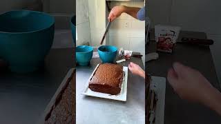 bolo de chocolate com morango cake food confeitaria [upl. by Mortimer237]