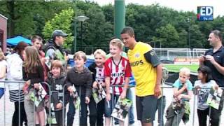 Eerste training PSV zonder nieuwe spelers [upl. by Anse]