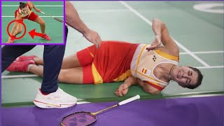 Spains Carolina Marin in tears after knee injury forces her to withdraw in Olympics [upl. by Asia]