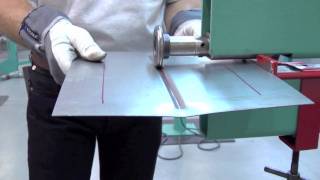 Lazze Metal Shaping Keeping Flat Materials In The Bead Roller PART 1 [upl. by Nyrroc681]