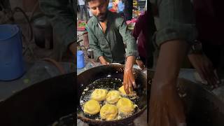 ⚡⚡ Vadapav bhajji Making Process⚡⚡ shorts telugufoodie esangathulu streetfood foodie omelette [upl. by Iht]