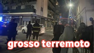 Un fortissimo terremoto ha scosso l’Italia oggi venerdì 29 novembre Paura e gente per strada 😰⚠️ [upl. by Anais]