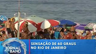 Onda de calor sábado tem sensação de 60 graus no Rio  Jornal da Band [upl. by Eadrahc]