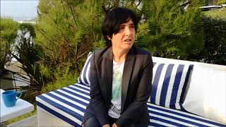 Pays basque  linterview de Sharleen Spiteri du groupe Texas [upl. by Aynos]