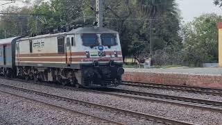 125Kmph Amritsar Katihar Amarpali Express Crossing High Speed Trian  Indian Railwayindianrailways [upl. by Yedoc]