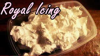 Royal icing  receta [upl. by Lielos787]