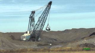 Marion M8750 Walking Dragline [upl. by Oicneconi]