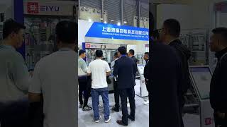 Hot melt adhesive labeling machine test video exhibited at CBB exhibition [upl. by Mathian]