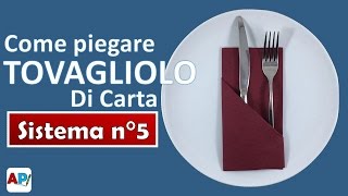 Come piegare tovaglioli di carta per Natale  Tovagliolo portaposate fai da te [upl. by Trinetta]