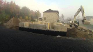 Timelapse enterrer le solage de la maison en construction [upl. by Anassor]