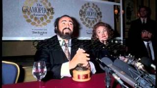 Sutherland amp Pavarotti Libiamo La Traviata G Verdi [upl. by Suhsoj]