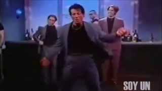 Stallone Bailando Electro House Dancing deadmau5 amp Nom de Strip [upl. by Kciderf265]