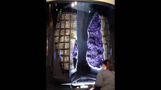 Opening the Amethyst Geode at Perot Museum Dallas [upl. by Adnol]