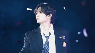 4k YOUTH  LEE KNOW solo fancam 241026 Stray kids 3rd world tour DominATE in Sydney 리노 직캠 [upl. by Aspa]