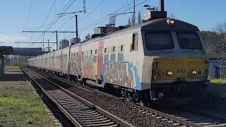 NMBS 842  812 vertrekken uit AntwerpenNoorderdokken [upl. by Sucramel73]