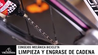 Limpieza y engrase de una cadena de bicicleta [upl. by Ennyl]