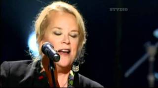 Mary Chapin Carpenter  He Thinks Hell Keep Her [upl. by Watkin]