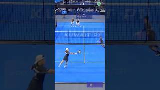 ESTO DE Galan👽 DE LOCOS padel premierpadel padelhighlights padelvideos padelkuwait [upl. by Lamp]