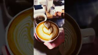 Latteart wings tulip 🌷coffeart coffeeart coffee latteart shortsfeed coffeelatte shorts [upl. by Zetnod]