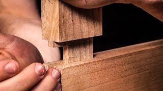 How to cut a MORTICE AND TENON JOINT by HAND [upl. by Yehtomit]