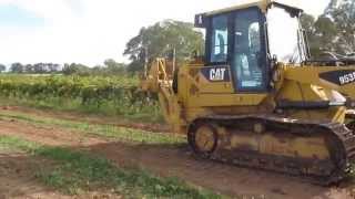 vineyard removal GMampL Kleinig cat 953D [upl. by Enaud]