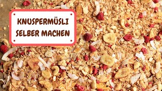 Müsli selber machen ohne Zucker  Granola  Fruchtiges Knuspermüsli ohne Rosinen Rezept [upl. by Suzanne]