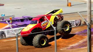 Monster Jam  Hagerstown Speedway 2016 Sunday Full Show [upl. by Llenol395]