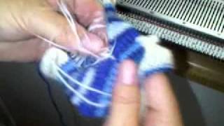 no sew flat sock seams single bed machine knitwmv [upl. by Maurilla40]