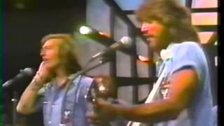 BEE GEES  Edge Of The Universe LIVE  Soundstage Chicago 1975 319 [upl. by Lathan385]