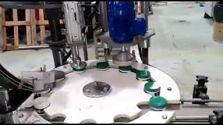 Roscadora automatica de tapas Modelo ATRA1  Marca DUBASA SRL [upl. by Severen]