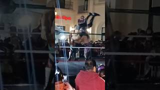 Perfect body slam by Piloto Suicida slam [upl. by Fortin]