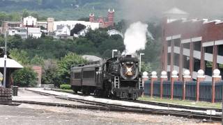 CN 3254 gallops up the DelawareLackawanna Mainline [upl. by Akeryt88]