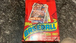 1985 TOPPS BOX BREAK AND THE SEARCH FOR A PSA 10 MARK MCGWIRE ROOKIE CARD Throwback Thursday [upl. by Pascal]