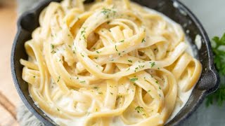 12 Jarred Alfredo Sauces Ranked Worst To Best [upl. by Yedarb]