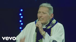 Padre Marcelo Rossi  Erguei as Mãos Ao Vivo [upl. by Markowitz]