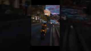 Uite o motocicleta galbena [upl. by Moitoso]