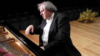 Sokolov plays Scriabin quotVers la flammequot live [upl. by Siriso]