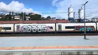 TALGO AVRIL S 106 EN LA ESTACIÓN DE OURENSE [upl. by Alitta]