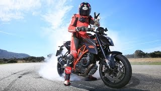 Testmotornl test 2014 KTM 1290 SuperDuke R [upl. by Massarelli]