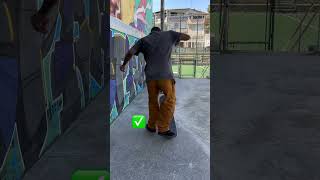 Posicionamento do corpo no comply 180 skateboard skate tutorial [upl. by Marris886]