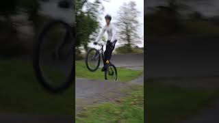 Shredding at Brixton BMX track dirtjumper mtb bmx bmxracing brixtonbmx mtbtricks [upl. by Mailli172]