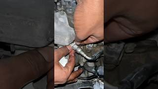 How To Remove Fuel injector Pipe fuel injector shortsvideo [upl. by Bonita]