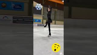 Magia en el hielo 🥶 ⛸️ shorts  ESPN Deportes  Vía alexiapaganini [upl. by Parette122]