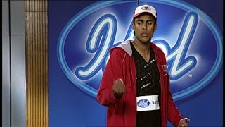 Självsäkra Idolsökare försöker charma Idoljuryn 2005  Idol Sverige TV4 [upl. by Oiredised]