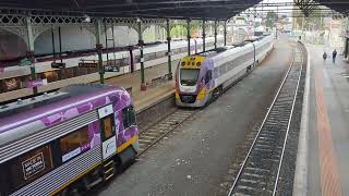 VLocity set divide into two trains at Geelong station [upl. by Manheim580]