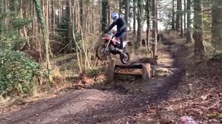 PIT BIKE JUMPS M2r rf 140cc and ss120r [upl. by Aisayt]