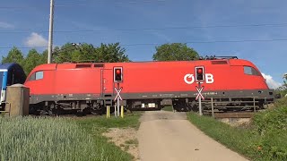 Eisenbahnkreuzungen  Železniční přejezd StraningGrafenberg 3 A  2352024 [upl. by Chaunce127]