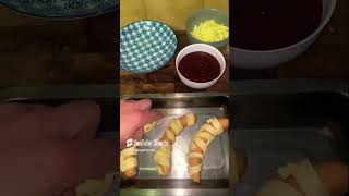 Easy amp quick Halloween Mummified Hot Dogs organic healthy cooking spooky party snacks [upl. by Hamburger]