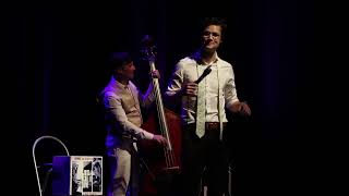 Dennis Van Aarssen  Thats Life live in Theater de Mythe in Goes 181024 [upl. by Anuahsat]